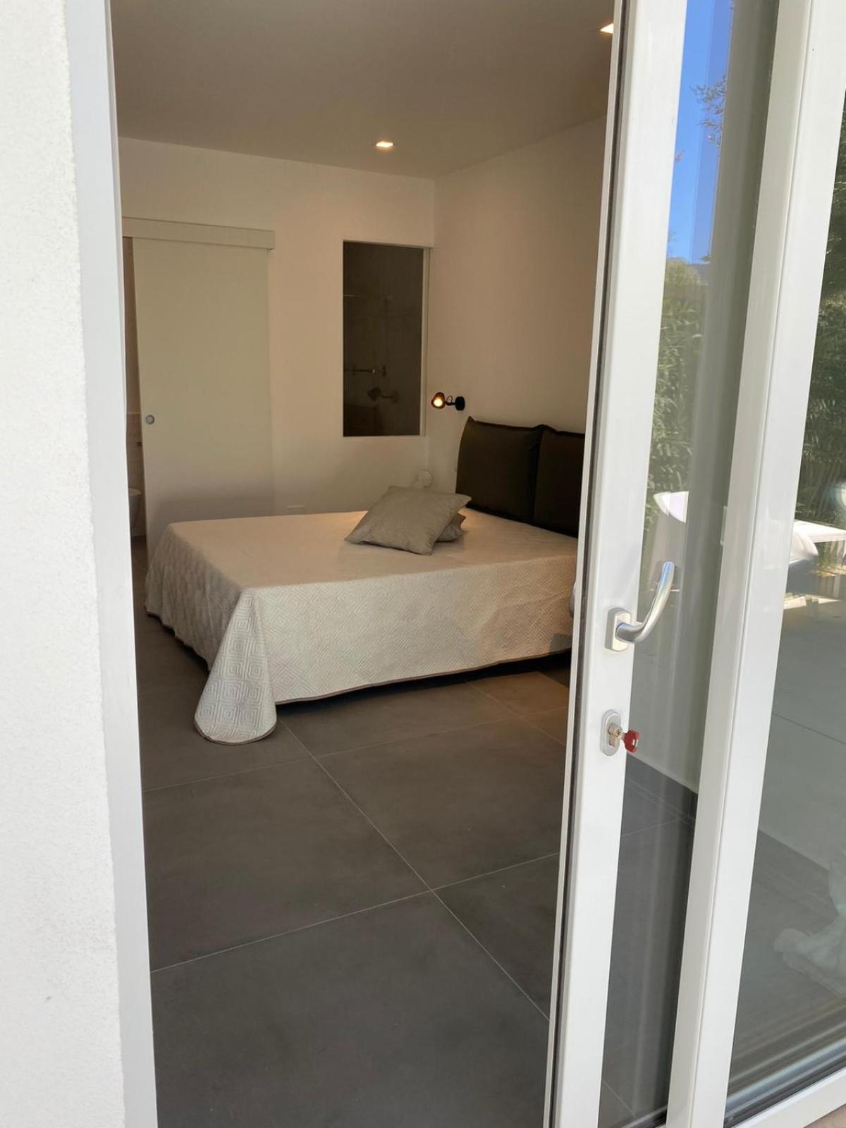 B&B Direttamente Sul Mare Da Antonino Mattinata Exterior foto