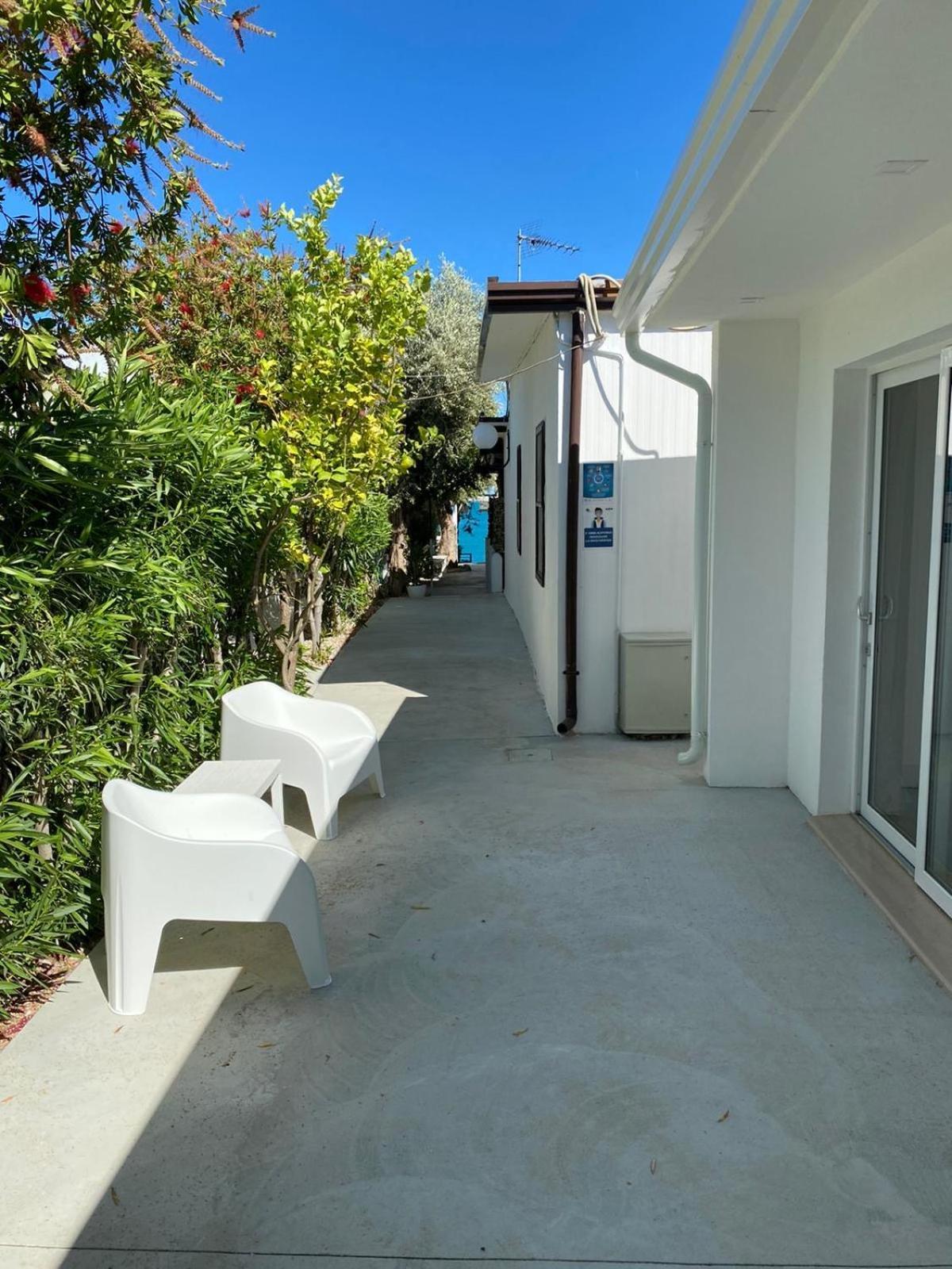 B&B Direttamente Sul Mare Da Antonino Mattinata Exterior foto